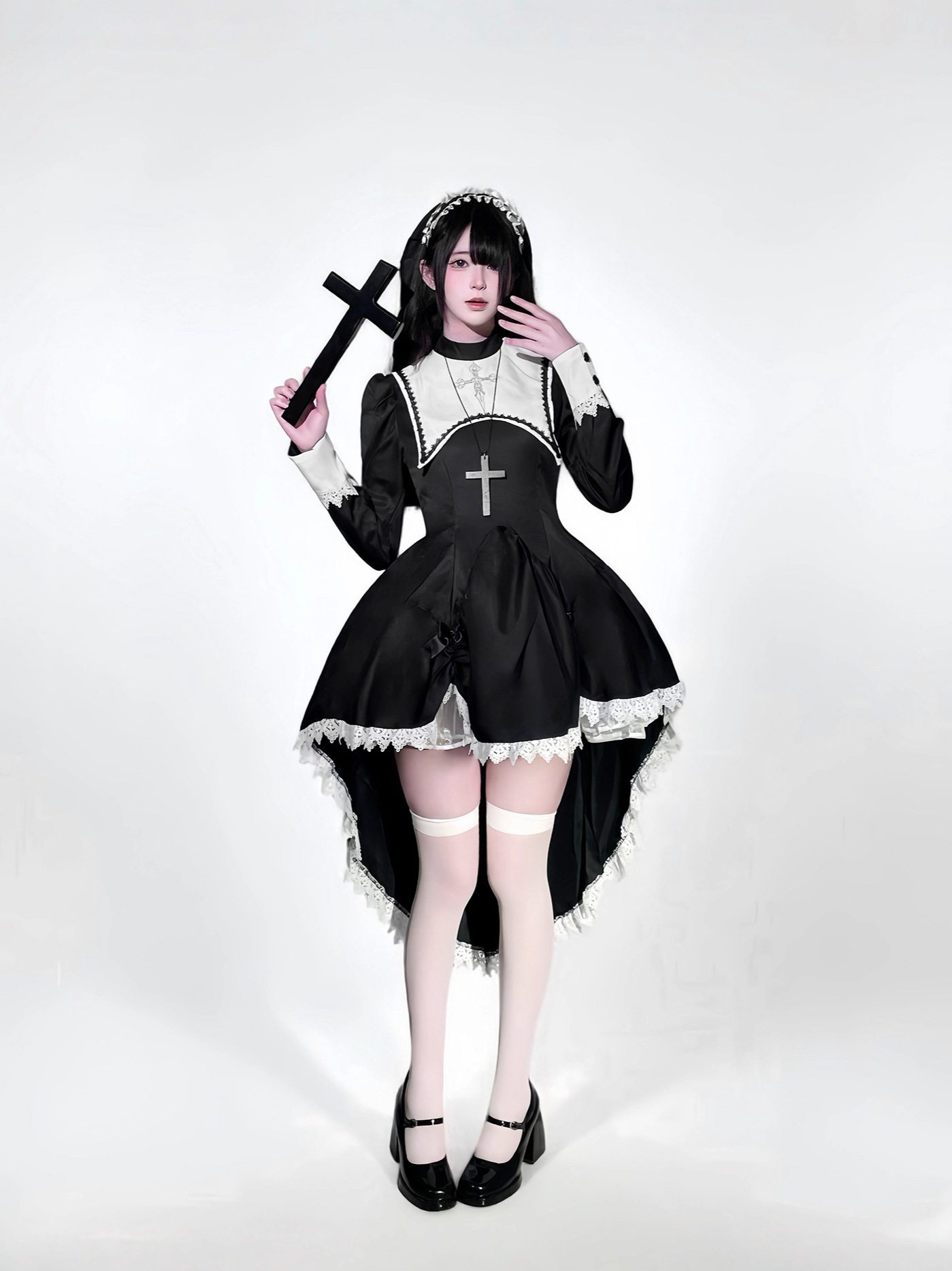 Embroidery Gothic - Costume da suora di Halloween con