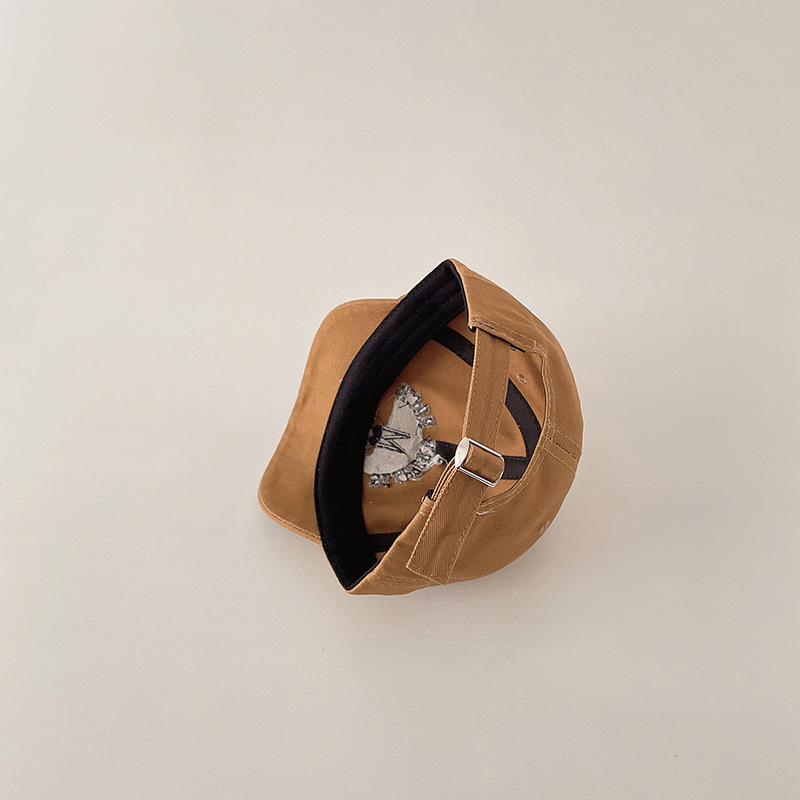 Nuovo Cappellino Casual con Le - Embroidery Cap recensione e prezzo