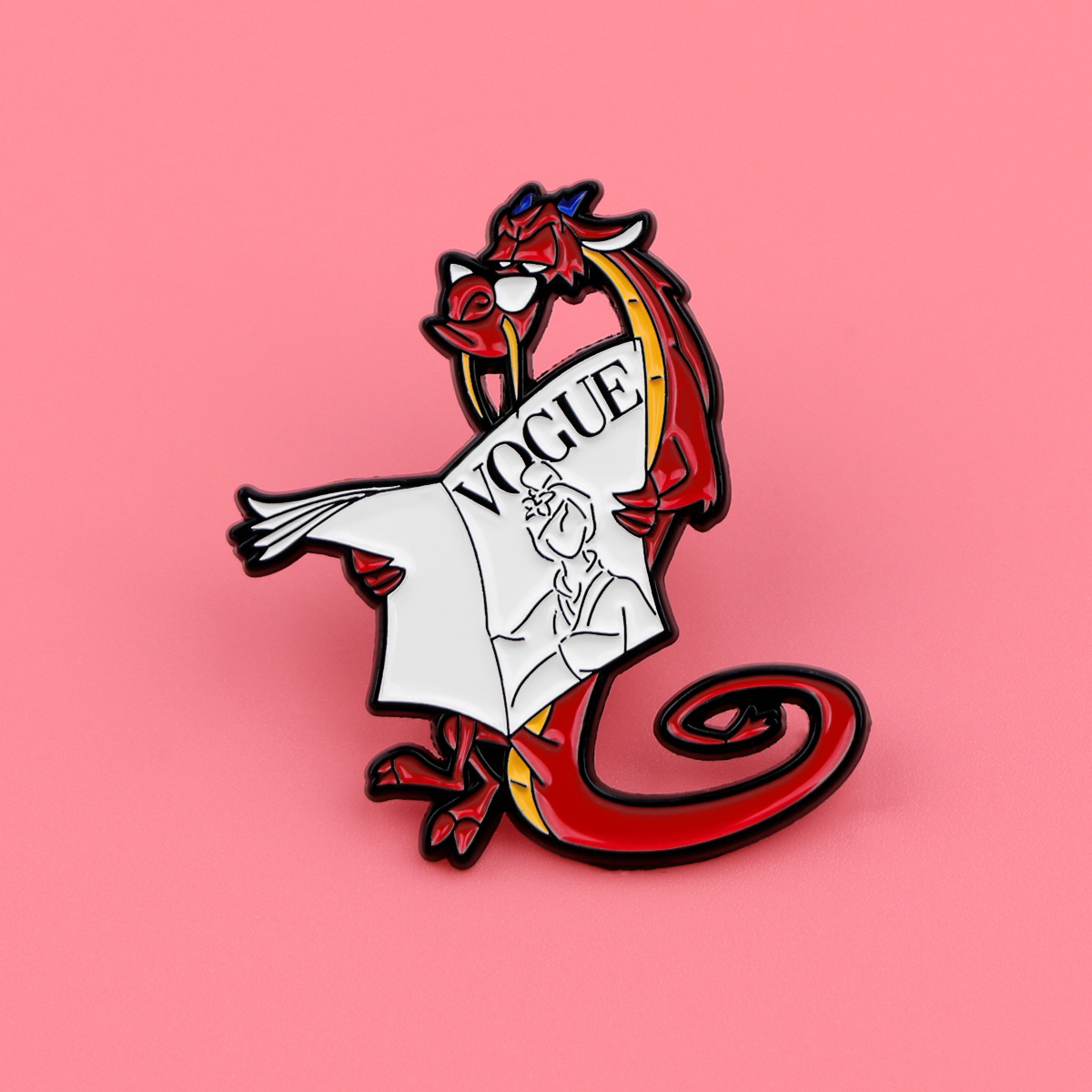 Spilla in lega smaltata a form - Embroidery Icon recensione e prezzo