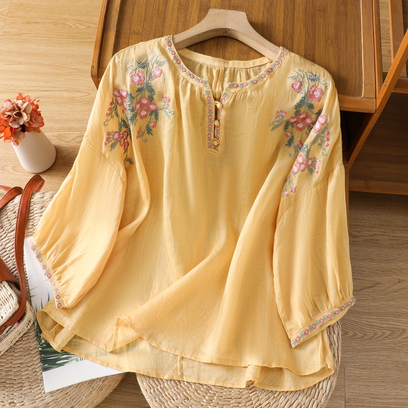 Abbigliamento da donna in stil - Embroidery Uniforms recensione e prezzo