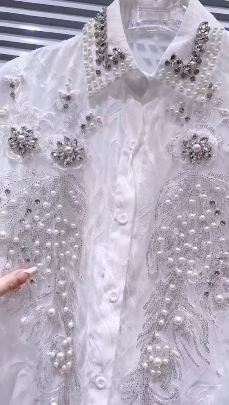Novità in Perle scintillanti D - Embroidery Uniforms recensione e prezzo