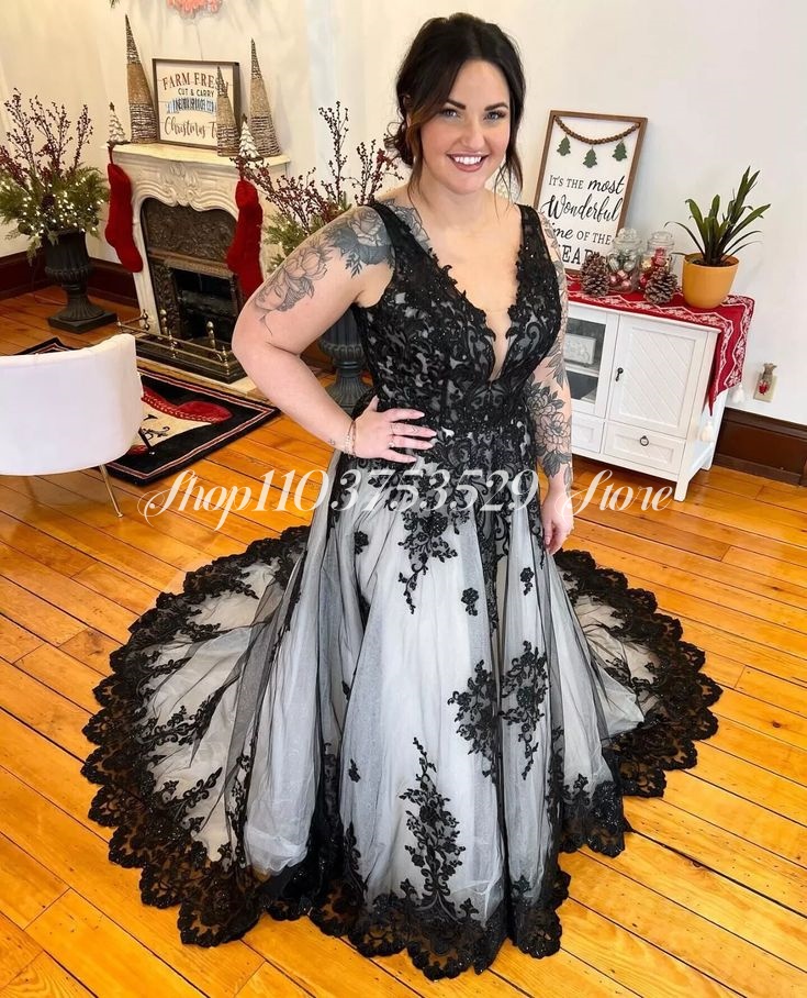 Abiti da sposa gotici con scol - Embroidery Gothic recensione e prezzo