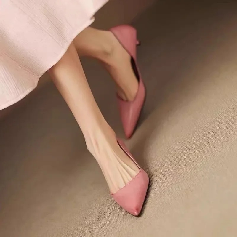 Scarpe singole con tacco a spi - Embroidery Flat Shoes recensione e prezzo