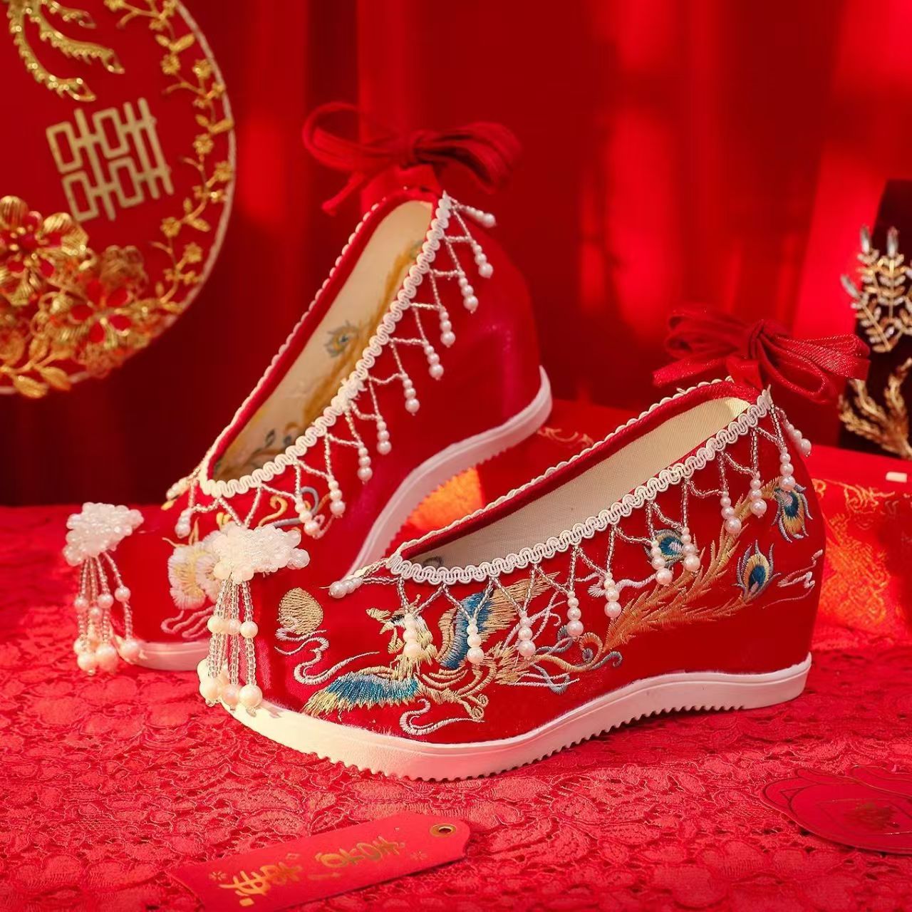 Scarpe da sposa nuove ricamate - Embroidery Red recensione e prezzo